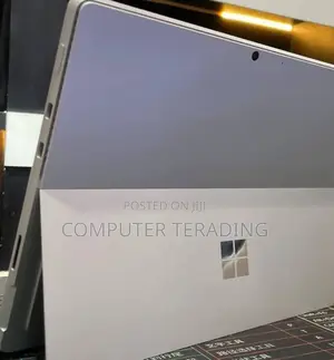 New Laptop Microsoft Surface Pro 7 16GB Intel Core I7 SSD 256GB