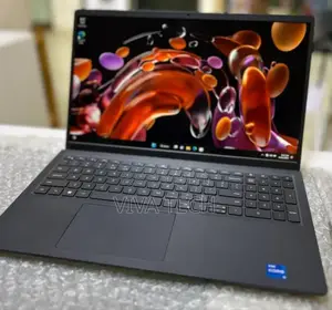 New Laptop Dell Vostro 3520 16GB Intel Core I5 SSD 512GB