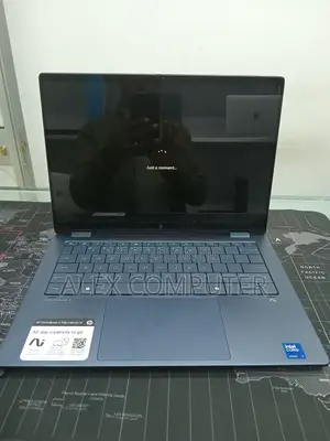 New Laptop HP OmniBook X Flip 14" 16GB Intel Core Ultra 7 SSD 1T