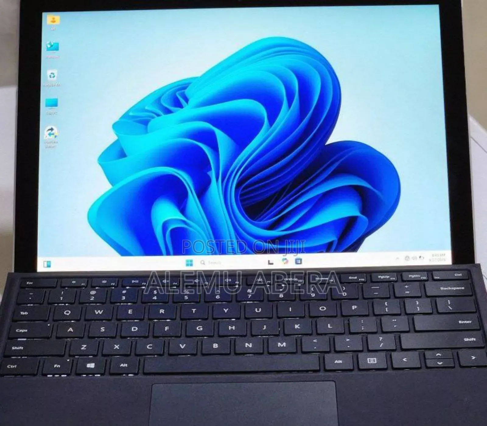 New Laptop HP Stream Notebook 8GB Intel Core I7 SSD 256GB