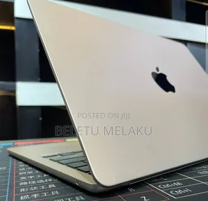 New Laptop Apple MacBook Air 2022 M2 16GB Apple M2 SSD 256GB