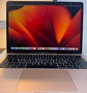 Photo - New Laptop Apple MacBook Pro 2019 8GB Intel Core i5 SSD 256GB