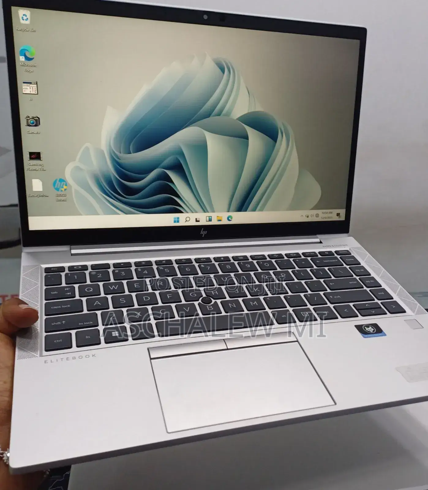 New Laptop HP EliteBook 840 G8 16GB Intel Core i7 SSD 512GB
