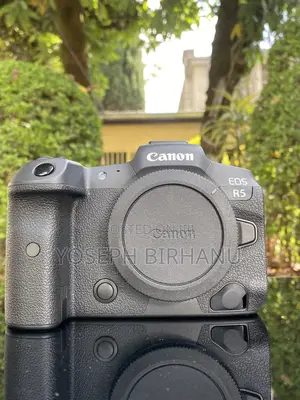 Canon Eos R5 Camera Body