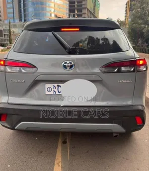 Toyota Corolla Cross Hybrid 2023 Gray