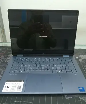 New Laptop HP OmniBook X Flip 14" 16GB Intel Core Ultra 7 SSD 1T