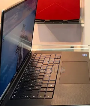 New Laptop Dell Inspiron 15 16GB Intel Core I7 SSD 512GB