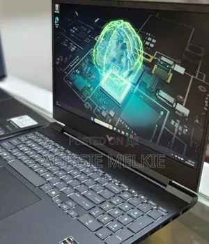 New Laptop HP Victus 15 16GB AMD Ryzen 7 SSD 1T