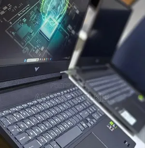 New Laptop HP Victus 15 16GB AMD Ryzen 7 SSD 1T
