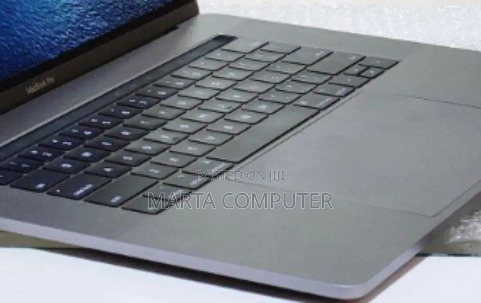 New Laptop Apple MacBook Pro 2017 16GB Intel Core I7 SSD 512GB