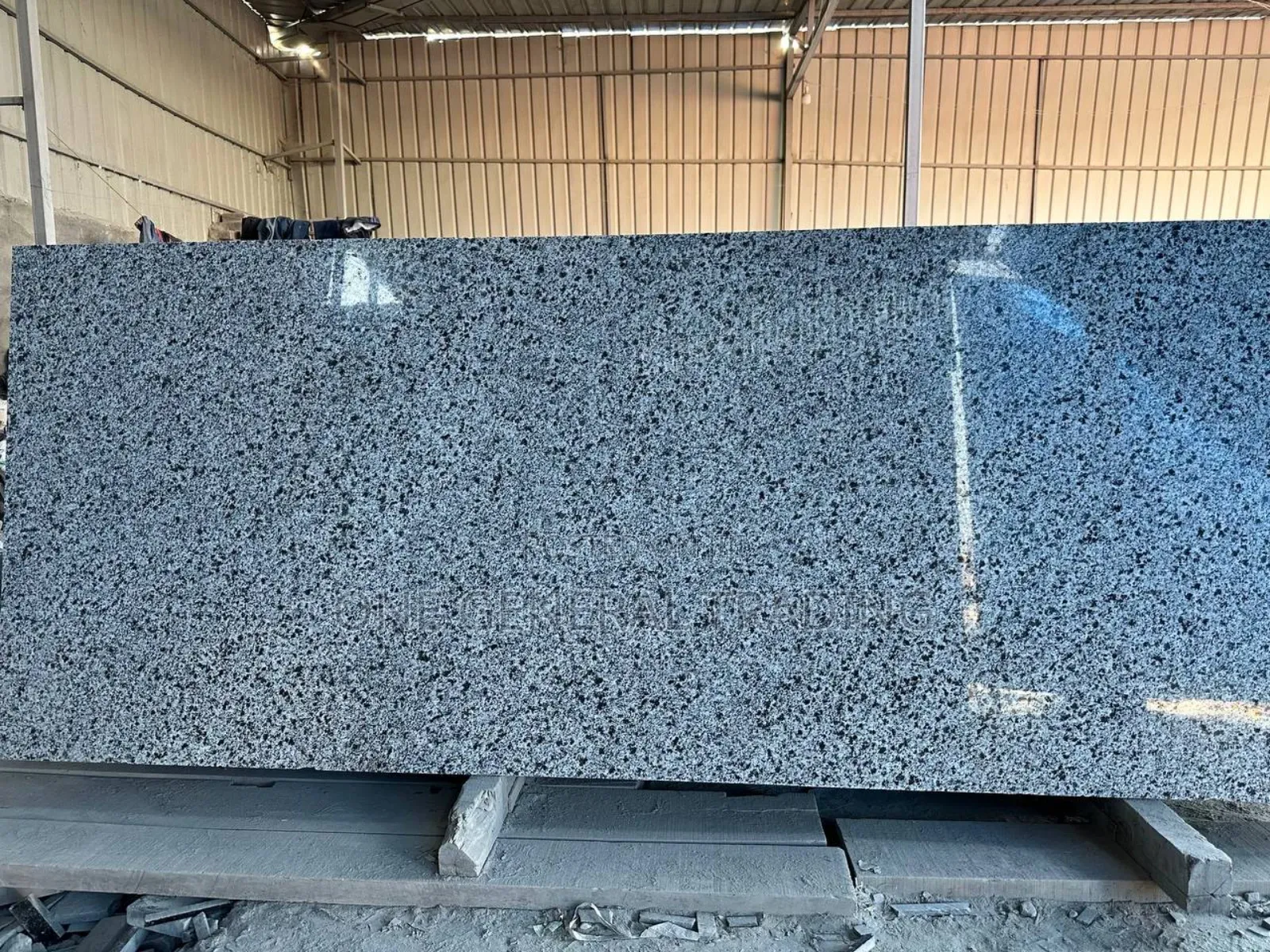 New Halayeb (640) Granite