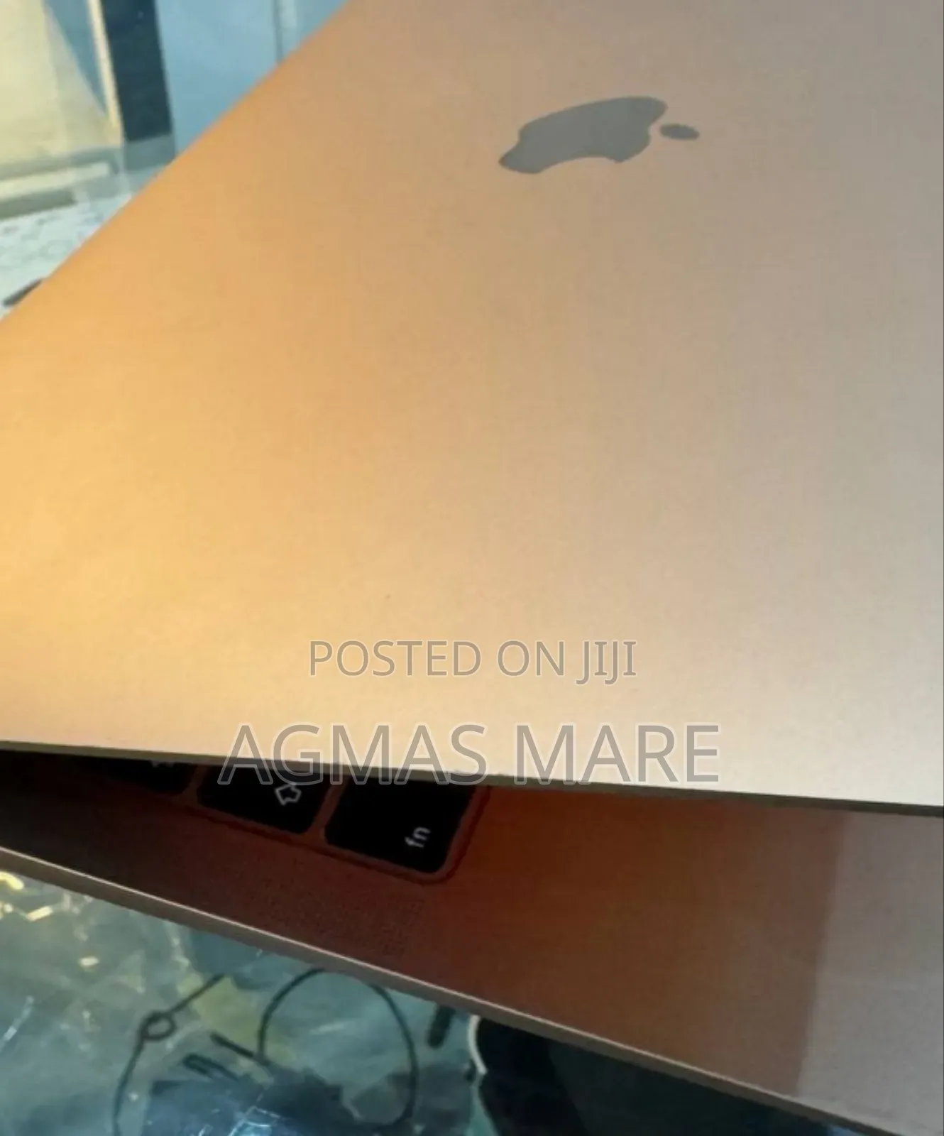 New Laptop Apple MacBook Pro 2019 8GB Intel Core i5 SSD 256GB