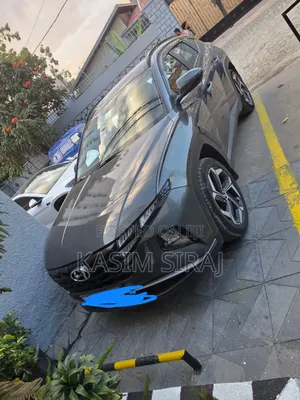 Hyundai Tucson SE 2021 Gray