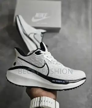 Nike Vomero Men's Sneaker Shoes