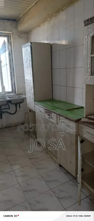 3bdrm Condo in Bole for rent