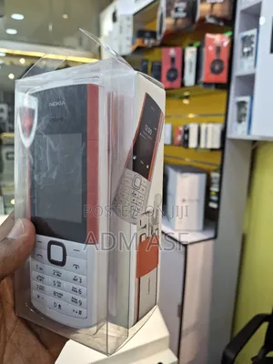 New Nokia 5710 XpressAudio White
