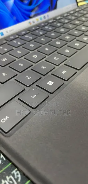 New Laptop Microsoft Surface Pro 8 16GB Intel Core I7 SSD 256GB