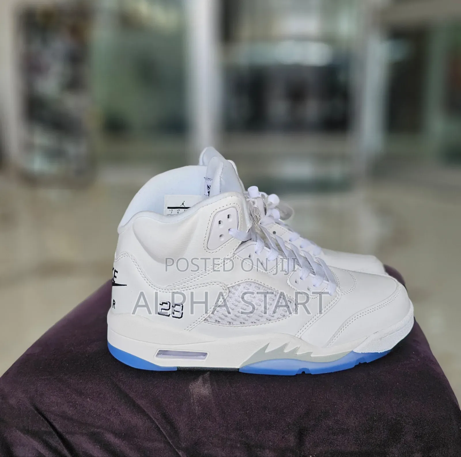 Nike Air Jordan 5 Retro "Metallic White"