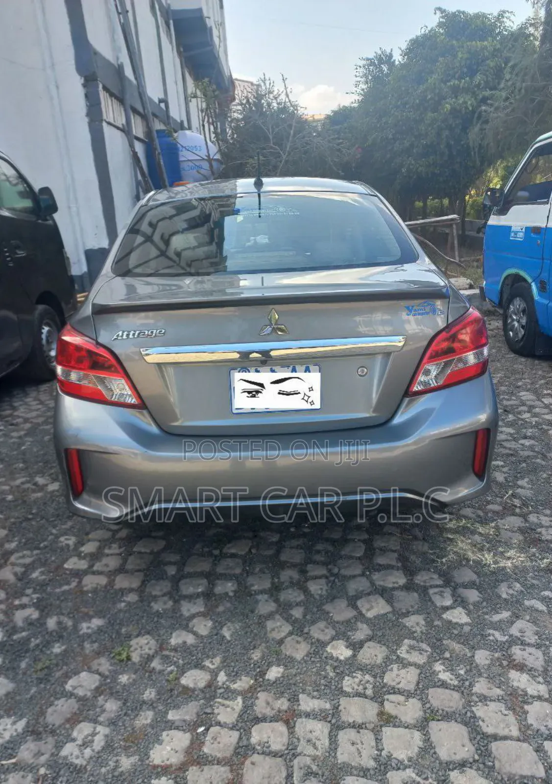 Mitsubishi Attrage 2021 Silver