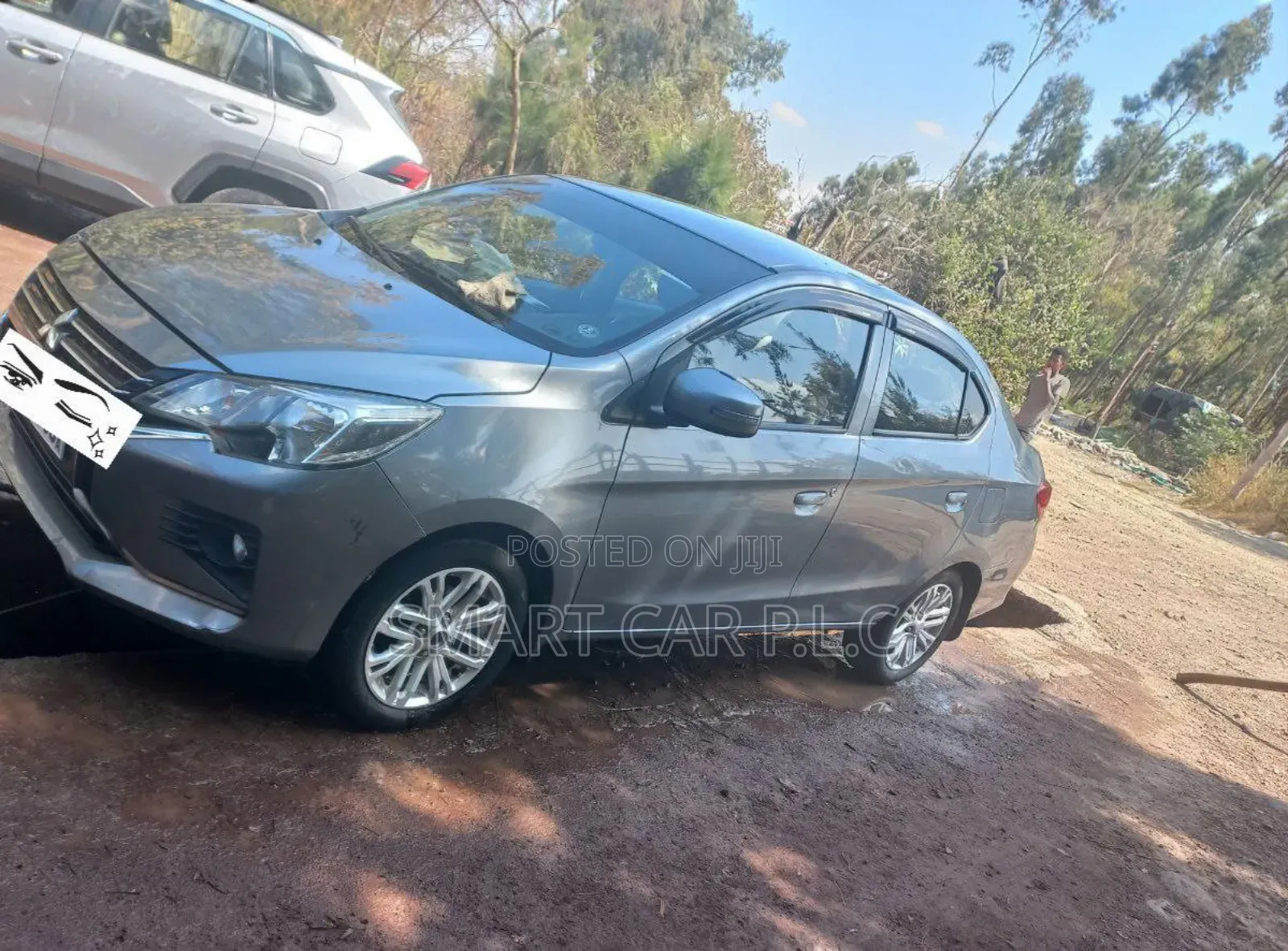 Mitsubishi Attrage 2021 Silver