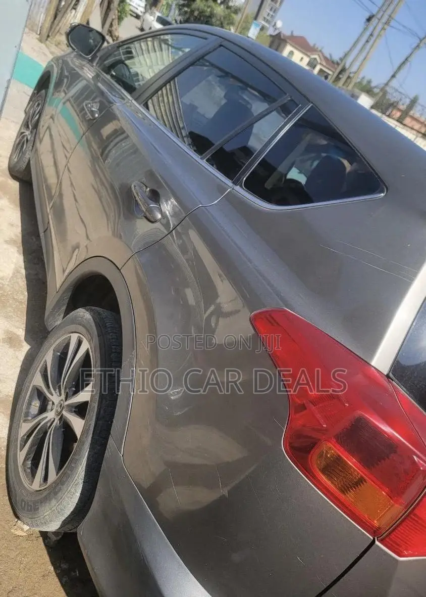 Toyota RAV4 2013 Brown