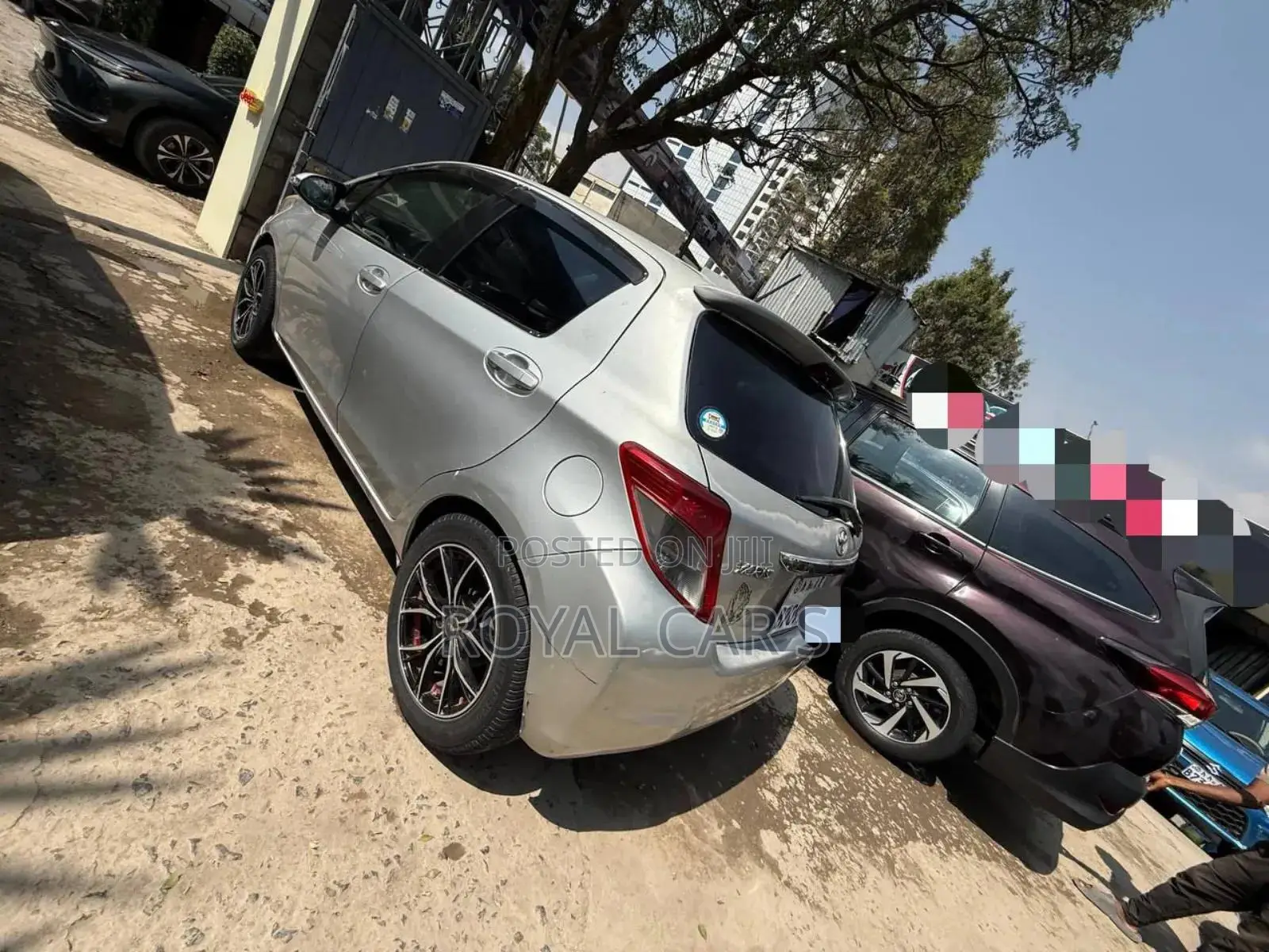 Toyota Yaris 2012 Silver