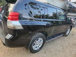 Toyota Land Cruiser Prado 2013 Black