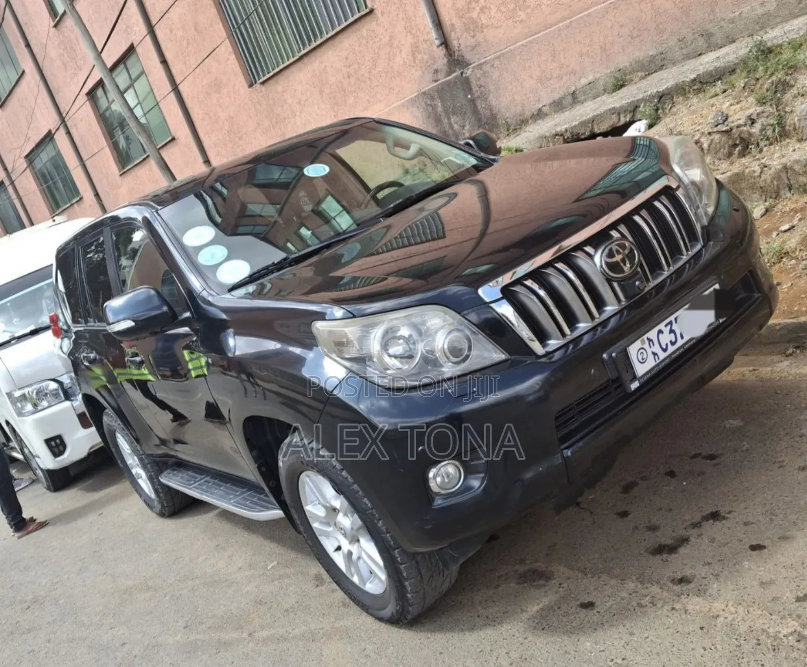 Toyota Land Cruiser Prado 2013 Black