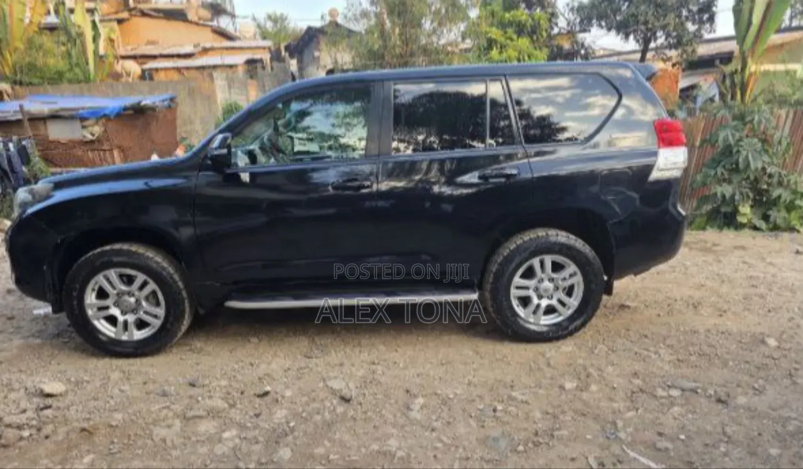 Toyota Land Cruiser Prado 2013 Black