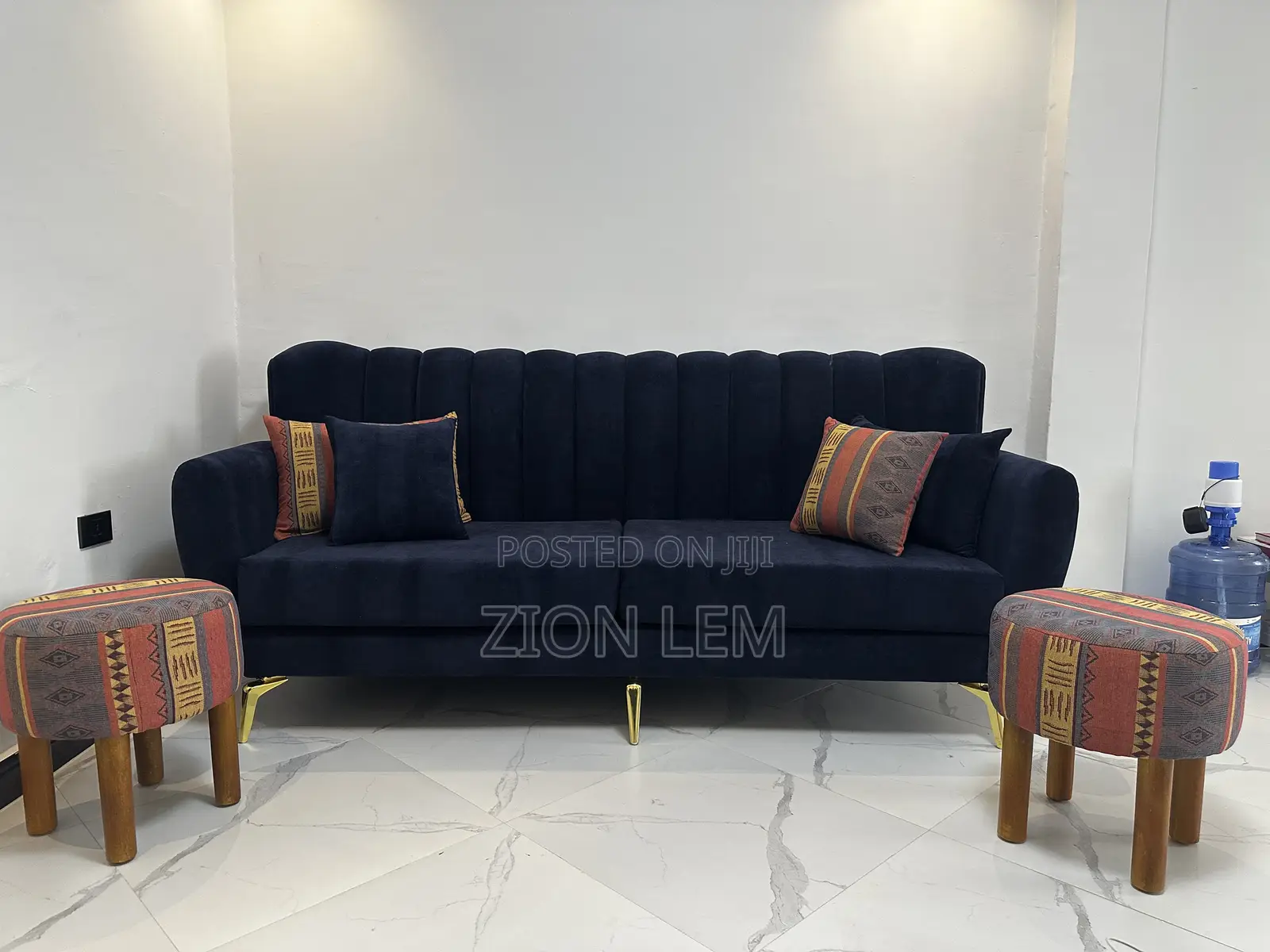 New Quality Extra Large 5 Sitter Sofa With Small Couch