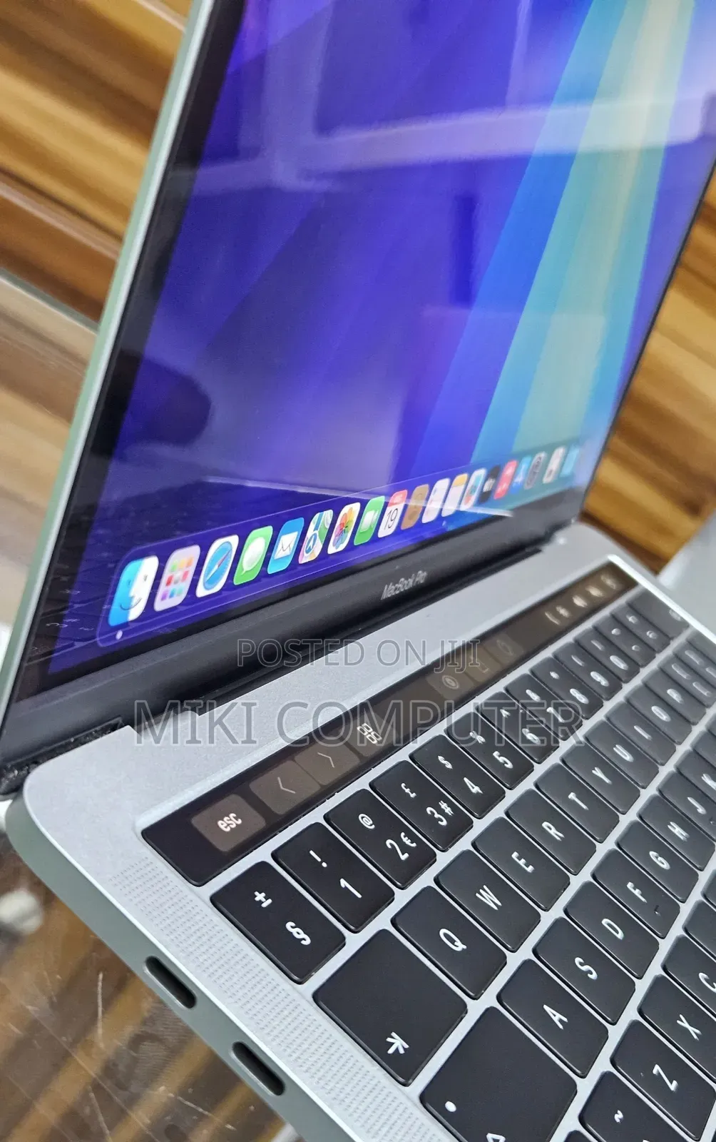 New Laptop Apple MacBook Pro 2019 8GB Intel Core I5 SSD 128GB