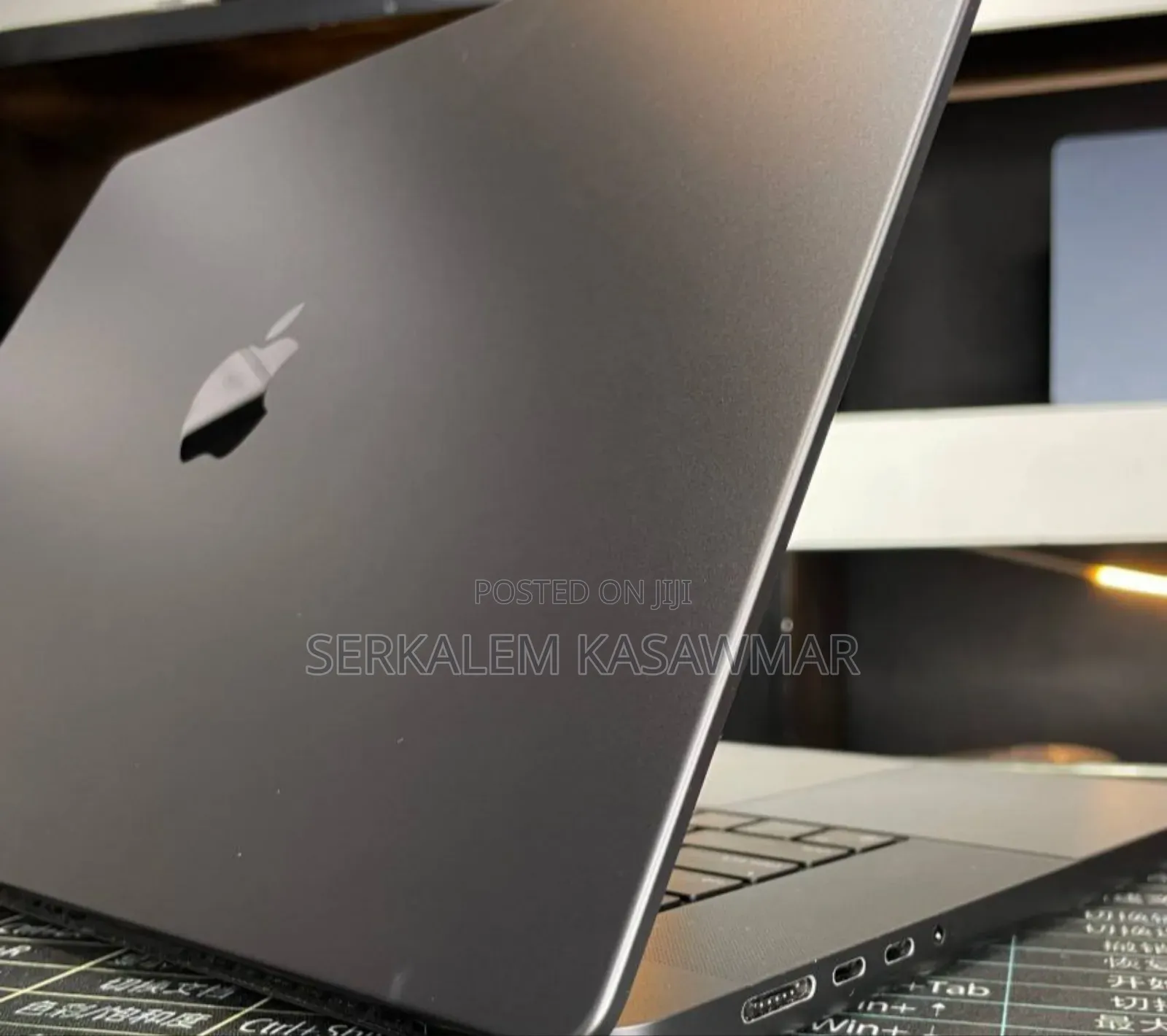 New Laptop Apple MacBook Pro 48GB Apple M4 SSD 2T