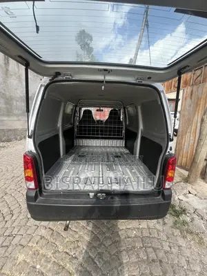 Suzuki Eeco 1.2 Petrol FWD 2024 Silver