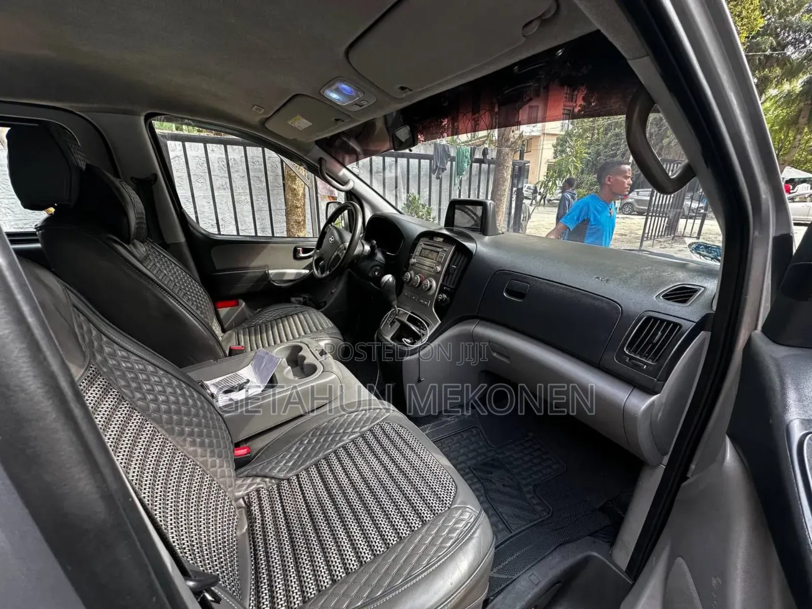 Hyundai Starex 2015 Silver