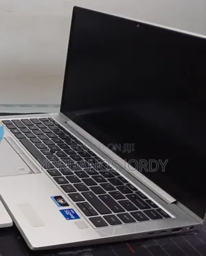 New Laptop HP EliteBook 840 G8 16GB Intel Core I7 SSD 512GB
