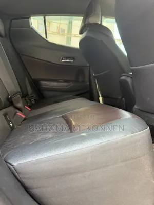 Toyota C-HR 2017 Brown