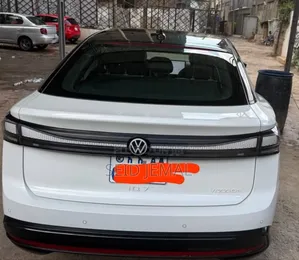 Volkswagen ID.7 2025 Off white