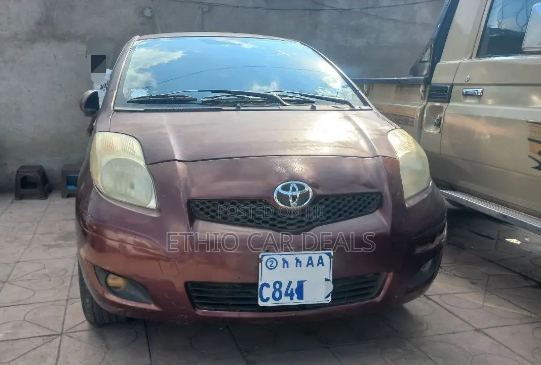 Toyota Yaris 2010 Teal