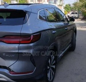 New BYD Song Plus DM-i 2024 Gray