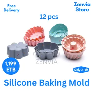 12 PCS Silicone Baking Mold /Free Delivery/