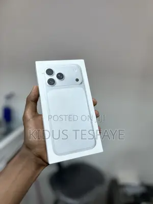 New Apple iPhone 17 Pro Max 256 GB Silver