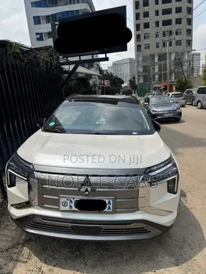 Mitsubishi Airtrek 135 kW FWD 2023 Ivory