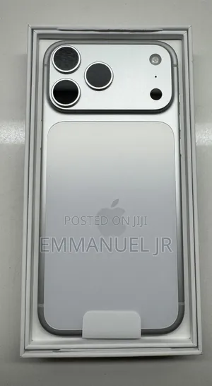 New Apple iPhone 17 Pro Max 256 GB White