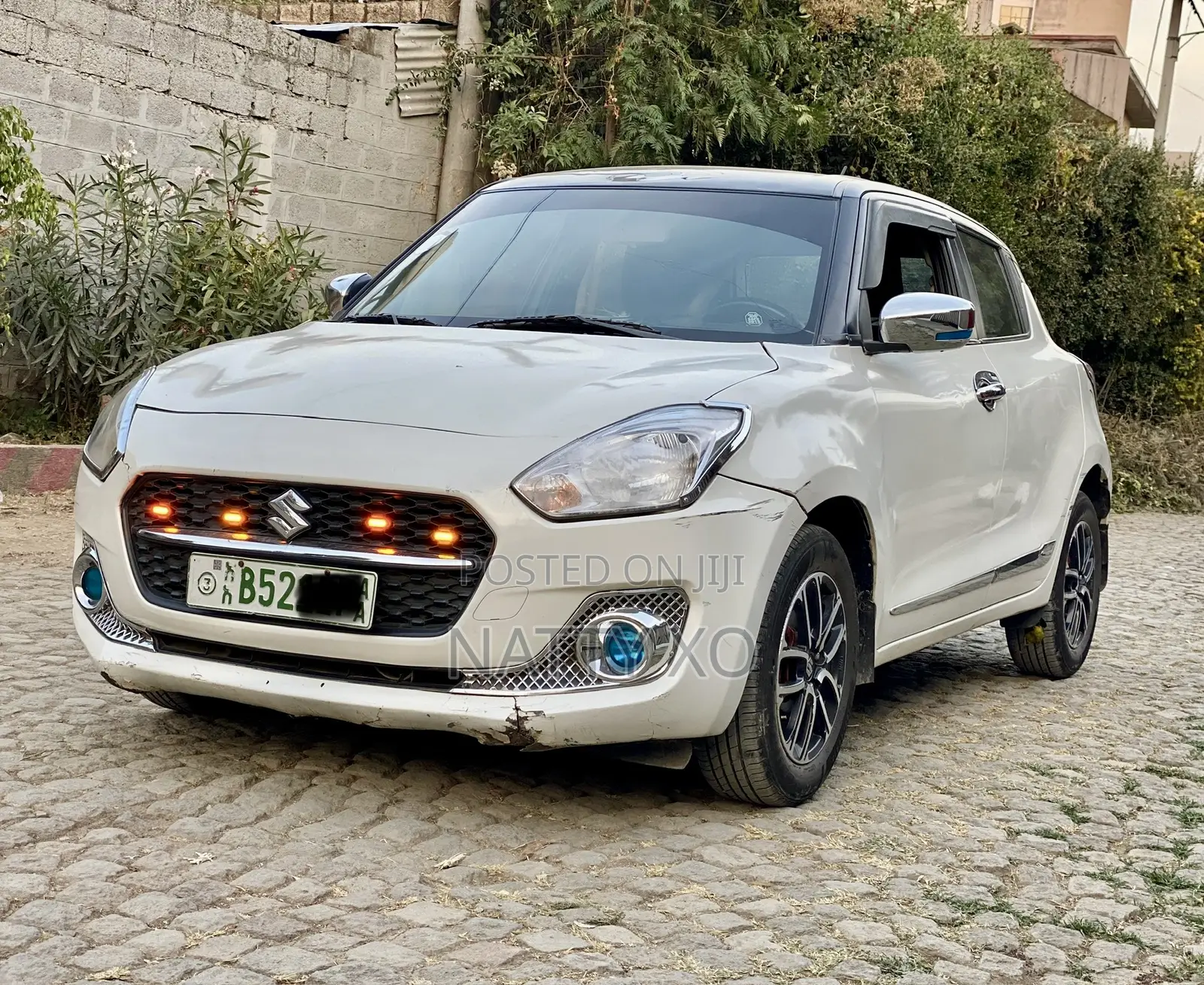 Suzuki Swift 2022 Off white