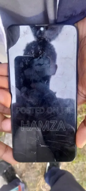 Photo - Samsung Galaxy A10s 32 GB Blue