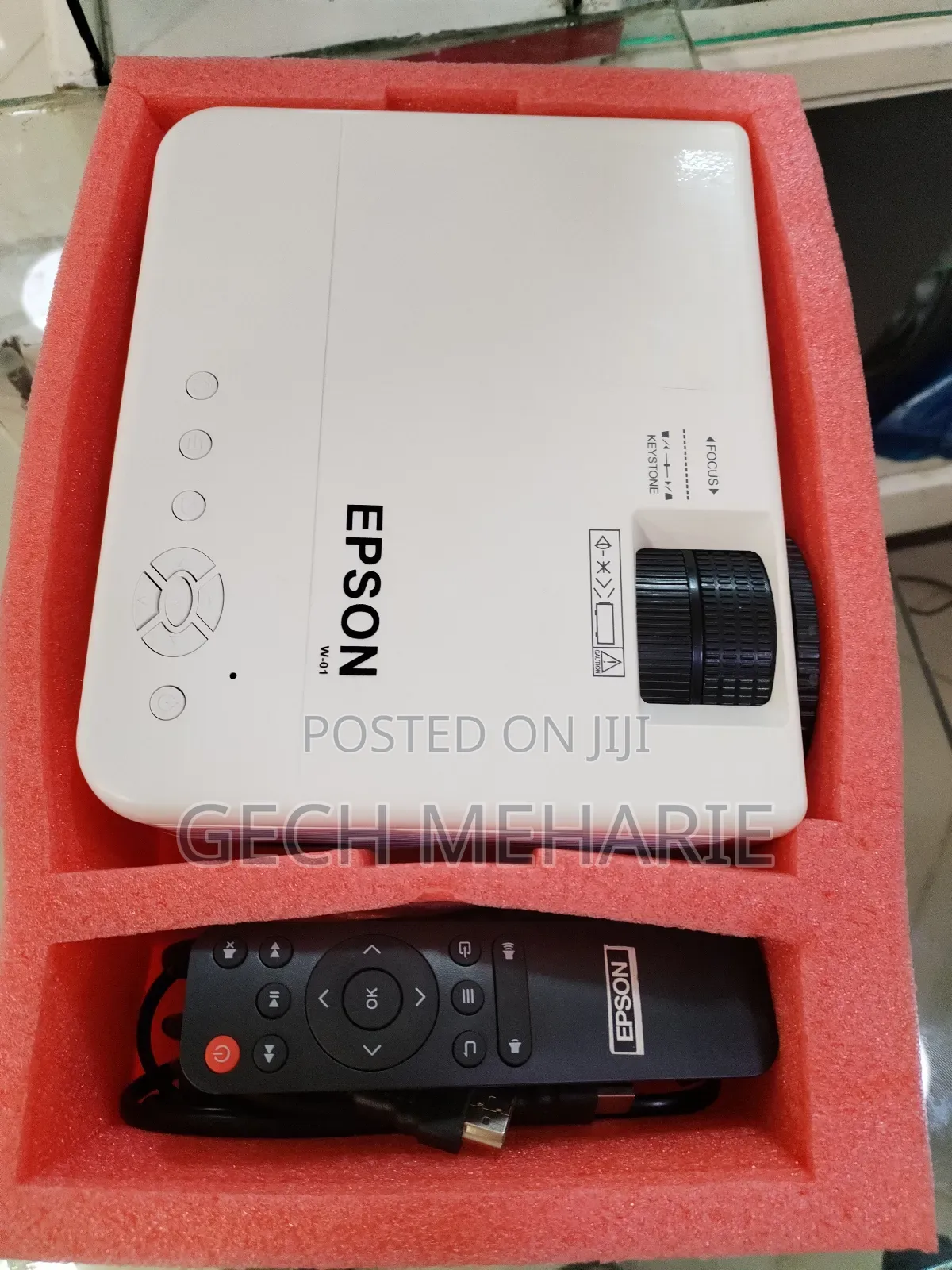 Display: 3lcd Technology,The Epson Co-W01 Mini Projector Wxga (1280x8