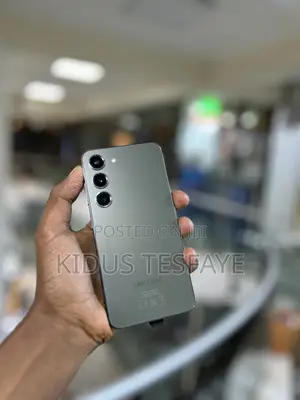 New Samsung Galaxy S23 128 GB Green