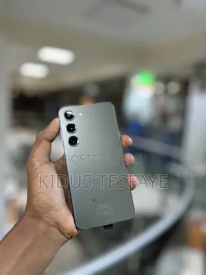 New Samsung Galaxy S23 128 GB Green