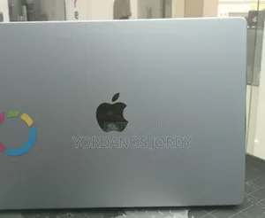 New Laptop Apple MacBook Pro M1 8GB Apple M1 Pro SSD 512GB