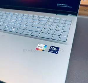 New Laptop Dell 16GB Intel Core Ultra 7 SSD 1T